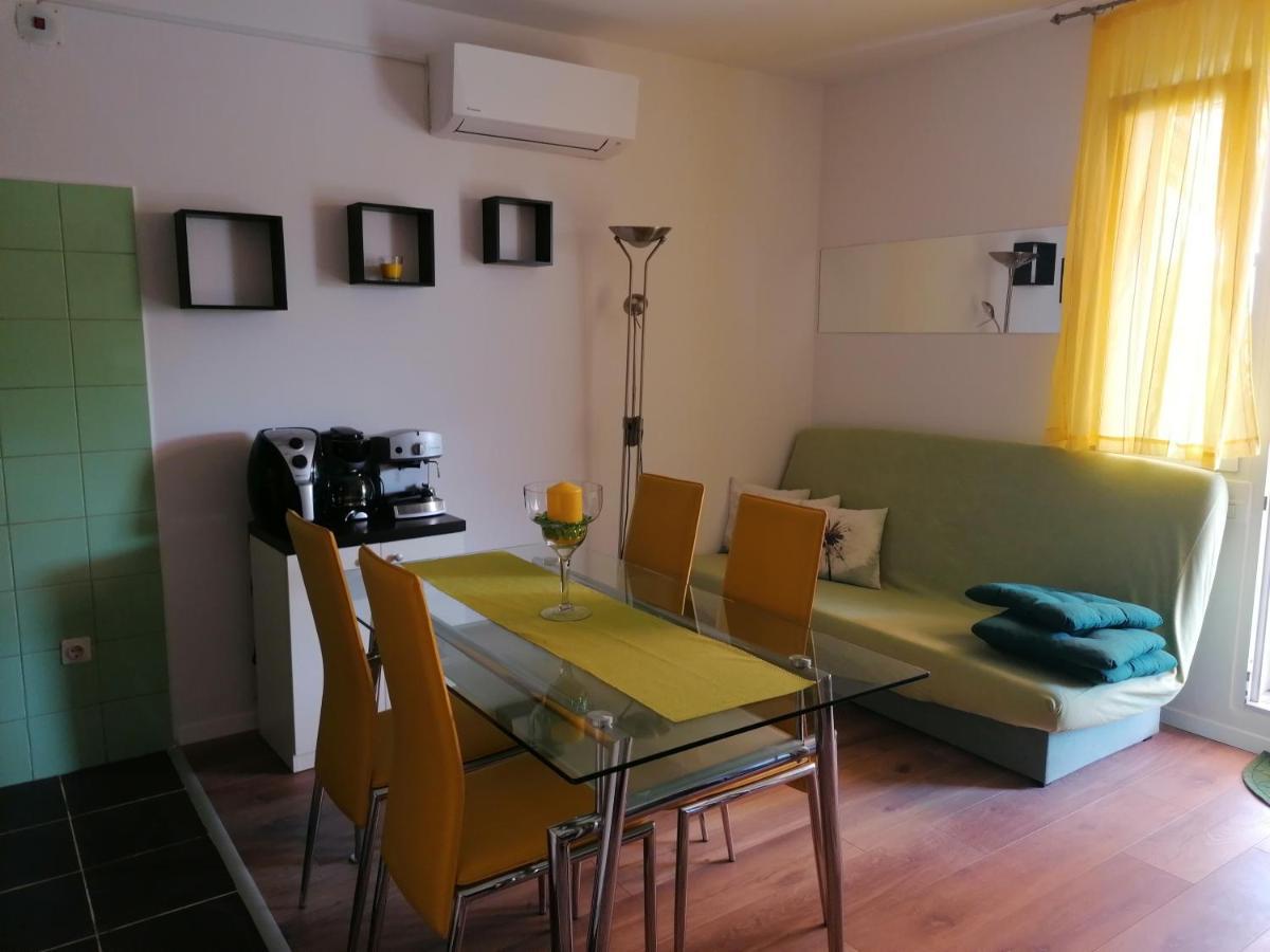 Apartment Poldrugo Крес Екстериор снимка