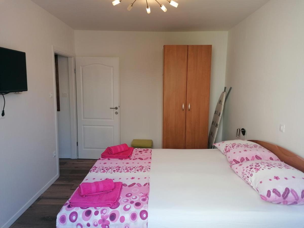 Apartment Poldrugo Крес Екстериор снимка
